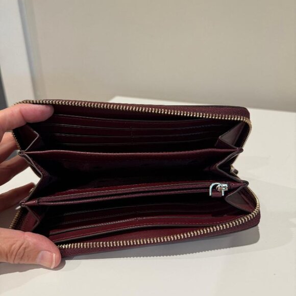 Kate Spade Margaux Continental Wallet – Burgundy Floral - Picture 3 of 3